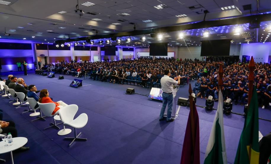 Governador Carlos Massa Ratinho participa da abertura do Encontro das Cooperativas Paranaenses.