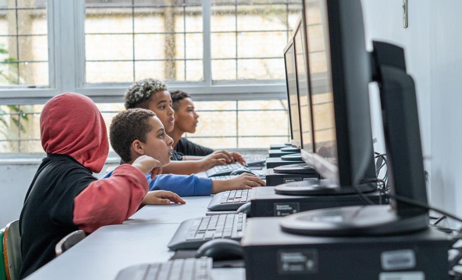 Matrículas e rematrículas na rede estadual do Paraná: prazo segue até o dia 29 de novembro