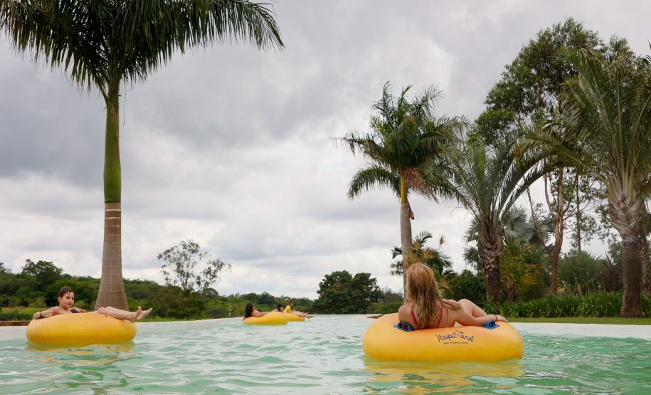 Setor de Serviços cresce 3,5% no Paraná com desempenho positivo em todos os segmentos
