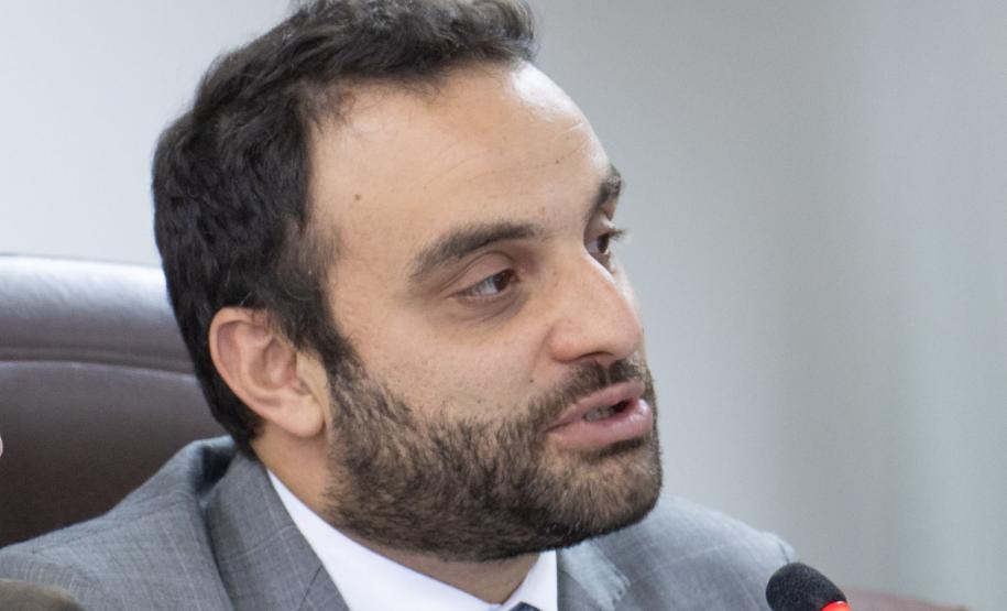 Junta Comercial do Paraná inicia treinamento de IA para uso no Empresa Fácil