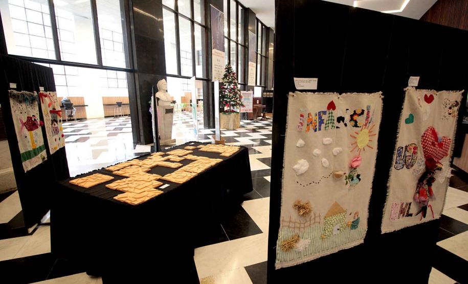 Centro Cultural Teatro Guaíra - CCTG - Guairinha - Ninguém Dirá Que É Tarde Demais, com Arlete Salles e Edwin Luisi – Arlete Salles retorna aos palcos ao lado de Edwin Luisi em uma peça que explora o amor na terceira idade, ambientada no isolamento social da pandemia de Covid-19.