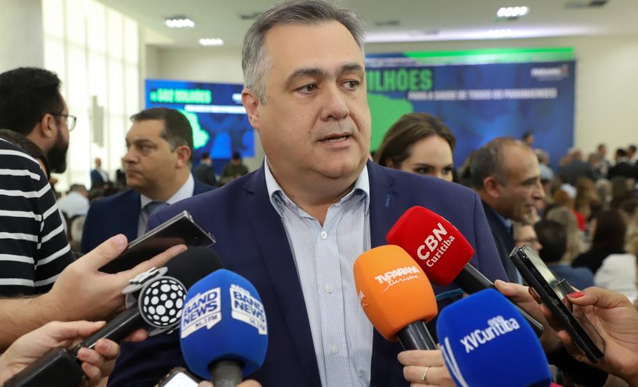 O governador Carlos Massa Ratinho Junior liberou nesta terça-feira (10) um pacote de R$ 502 milhões em investimentos para fortalecer a estratégia de regionalização dos serviços de saúde no Paraná.