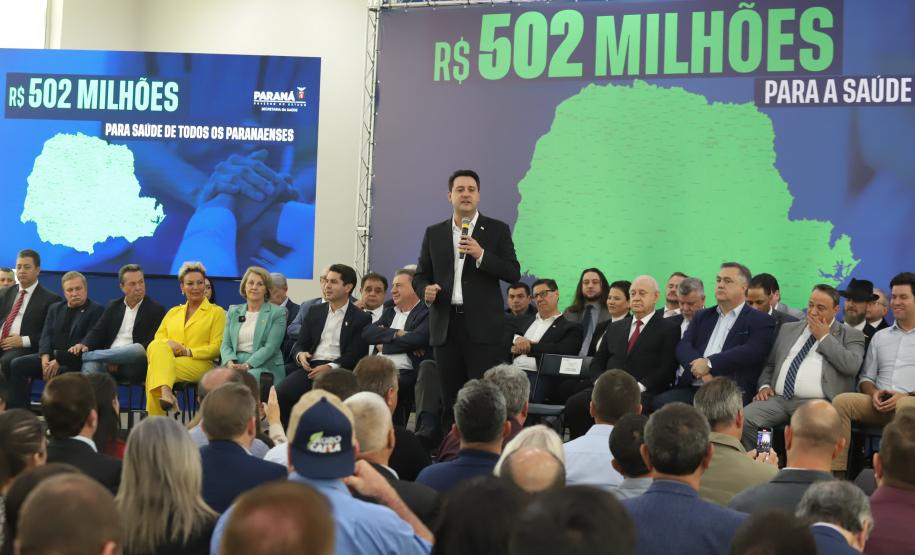 O governador Carlos Massa Ratinho Junior liberou nesta terça-feira (10) um pacote de R$ 502 milhões em investimentos para fortalecer a estratégia de regionalização dos serviços de saúde no Paraná.