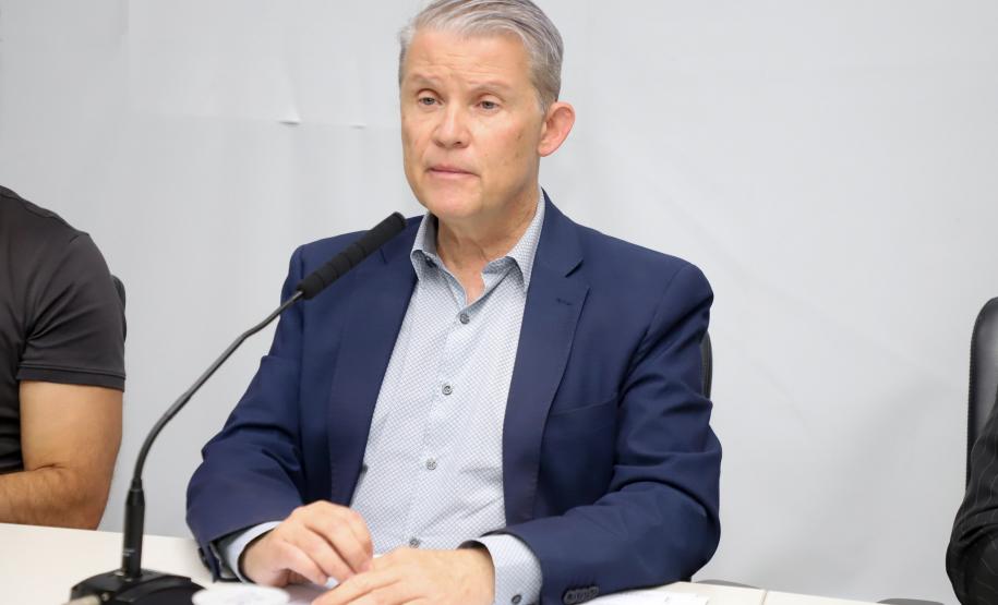 Na foto, BR 277, região da nova trincheira.