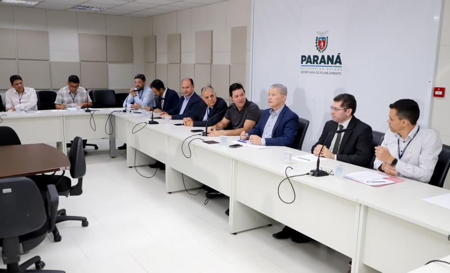 Na foto, BR 277, região da nova trincheira.