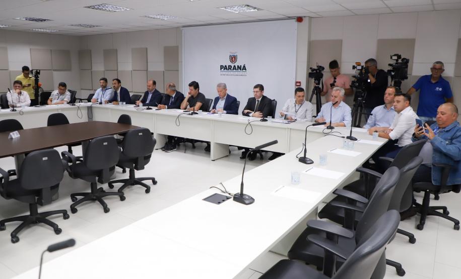 Na foto, BR 277, região da nova trincheira.