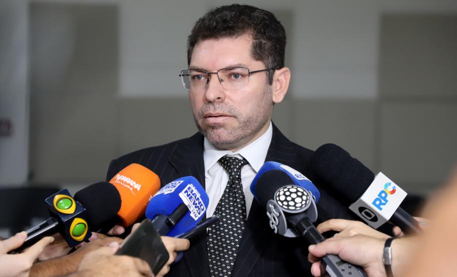 Na foto, BR 277, região da nova trincheira.