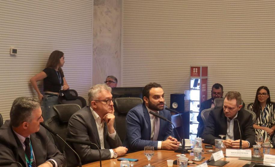 Descomplica Paraná gera acréscimo de R$ 384 milhões ao PIB do Estado em 2024