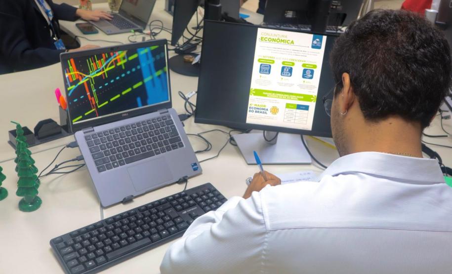 Paraná cresce 5,3% e lidera posicionamento de mão de obra jovem no Brasil