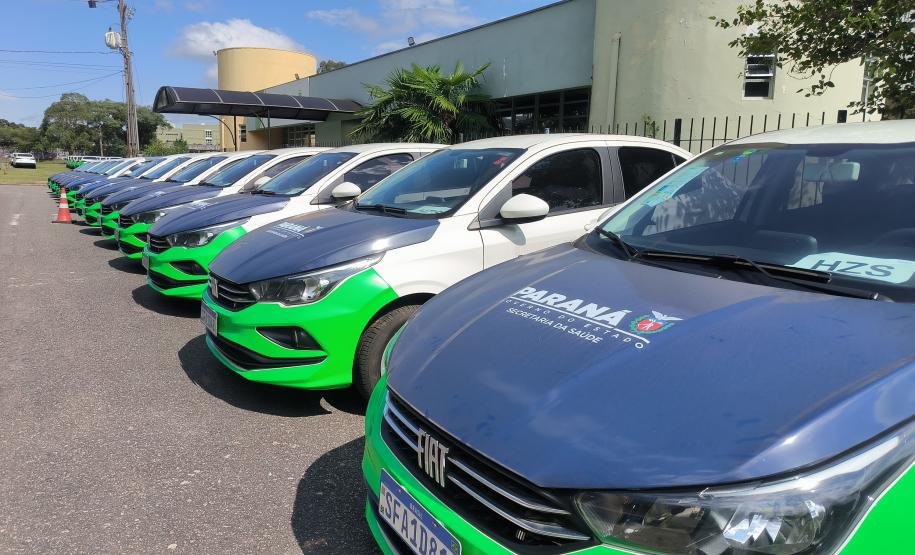 Sesa entrega 15 veículos para reforçar serviços gerenciados pela Funeas no Paraná