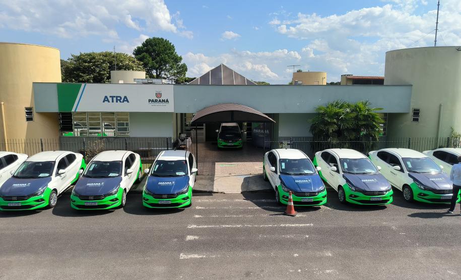 Sesa entrega 15 veículos para reforçar serviços gerenciados pela Funeas no Paraná