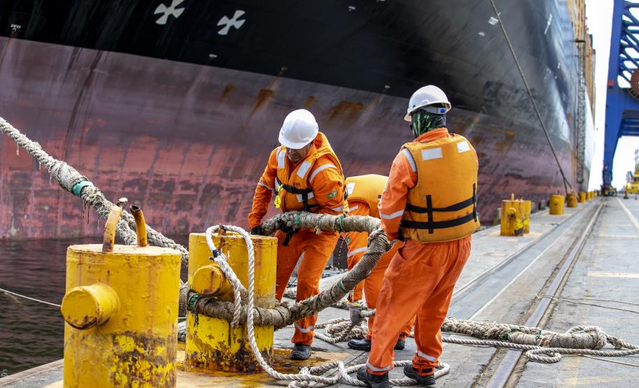 Com ritmo superior a estados mais populosos, Paraná é o 2º que mais contrata no Brasil