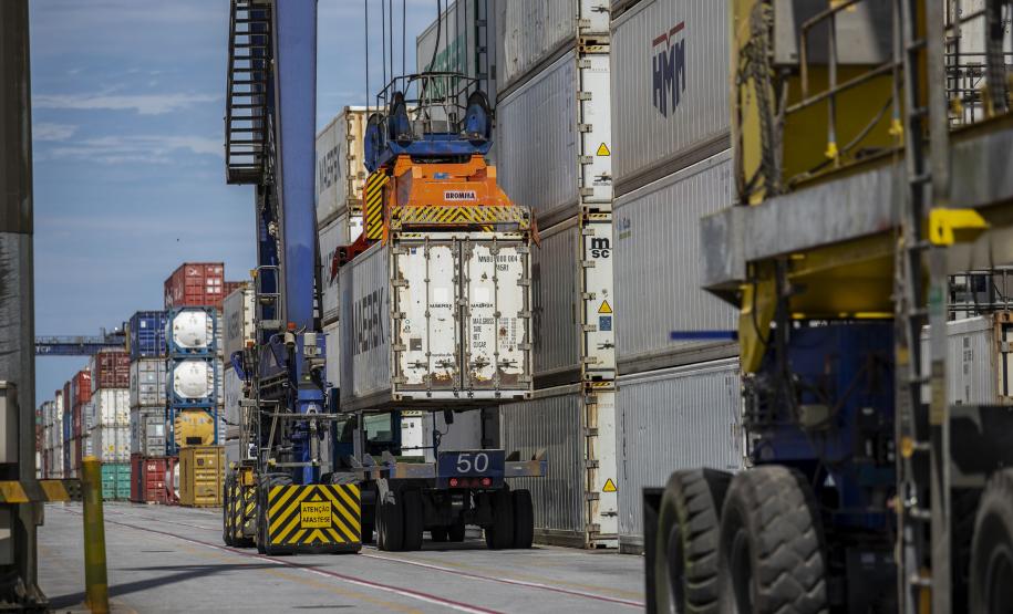 Com 5º melhor resultado de exportações em 2024, Paraná tem superávit de US$ 3,7 bilhões