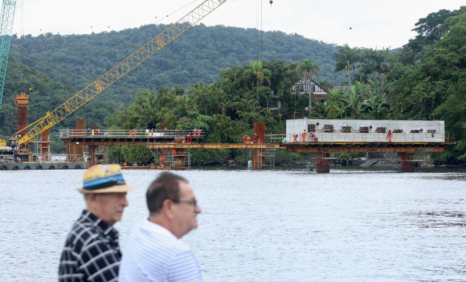 Com avanços na estrutura, Ponte de Guaratuba alcança 35,3% de execução