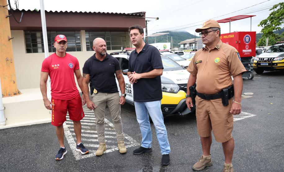 Governador anuncia concurso público com 2.600 vagas para PM e Corpo de Bombeiros