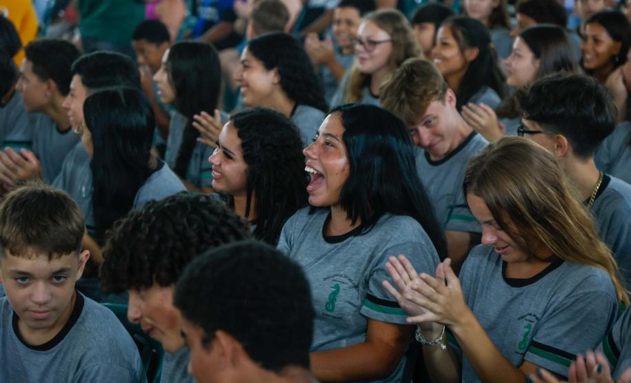 Com investimento de R$ 12,7 milhões, Estado inaugura o Colégio Aníbal Khury em Guaratuba