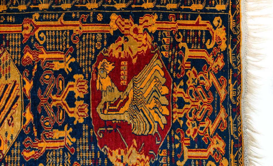 Museu Oscar Niemeyer (MON) - “Afeganistão – Tapetes de Paz e Guerra” Foto: Marcello Kawase/MON