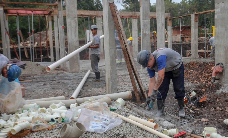 Fevereiro começa com 22,3 mil vagas de emprego nas Agências do Trabalhador do Paraná