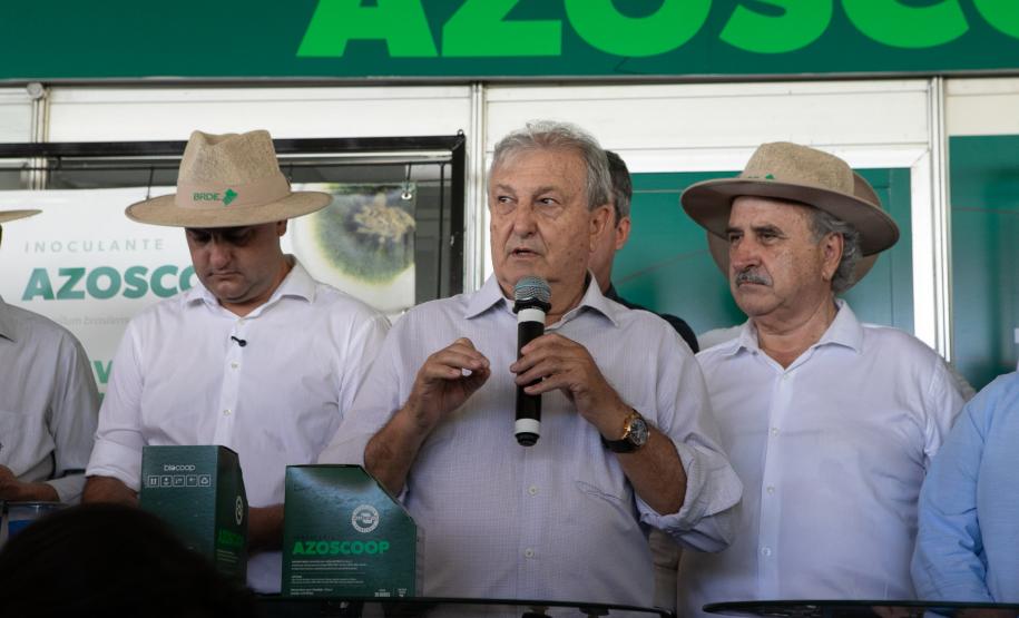 https://www.aen.pr.gov.br/Noticia/Governo-entrega-R-27-milhoes-em-equipamentos-para-colegios-agricolas-durante-o-Show-Rural
