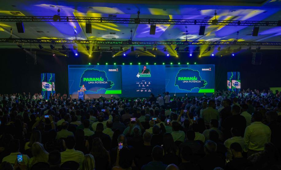 Ratinho Junior apresenta panorama do Estado a prefeitos no Paraná Mais Cidades