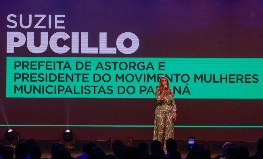 Ratinho Junior apresenta panorama do Estado a prefeitos no Paraná Mais Cidades