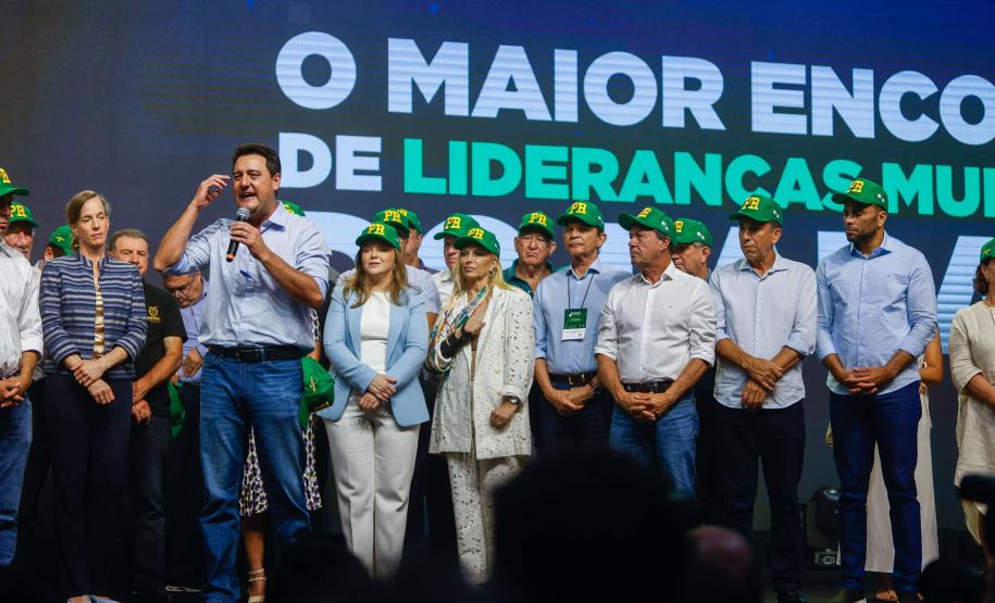 Ratinho Junior anuncia pacote de R$ 6 bilhões de investimentos nos municípios paranaenses