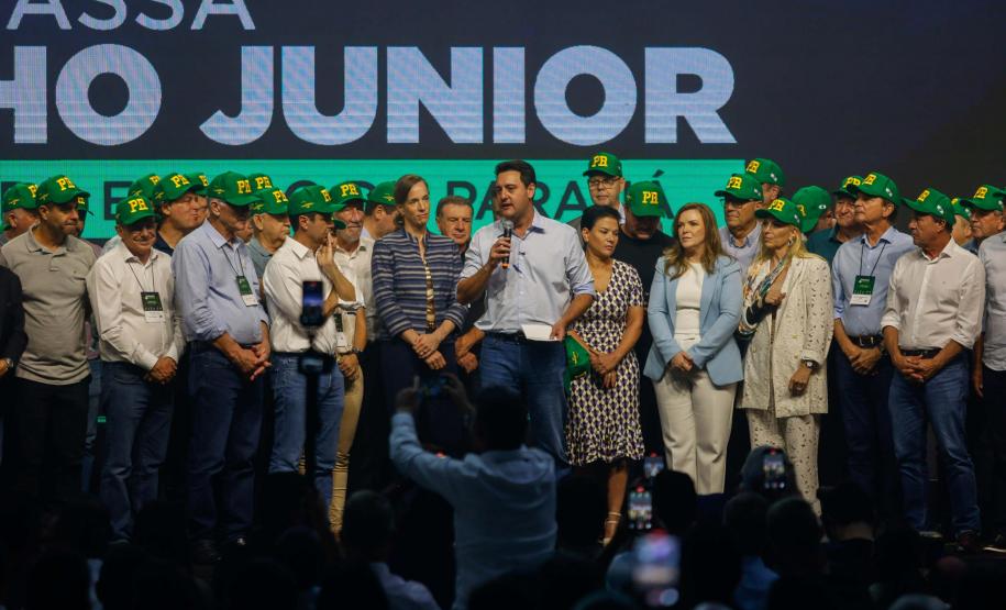 Ratinho Junior anuncia pacote de R$ 6 bilhões de investimentos nos municípios paranaenses