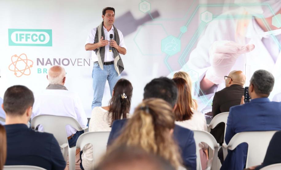 O governador Carlos Massa Ratinho Junior participou nesta sexta-feira (21), em Campina Grande do Sul, na Região Metropolitana de Curitiba, do lançamento da pedra fundamental da primeira fábrica de nanofertilizantes do Brasil.