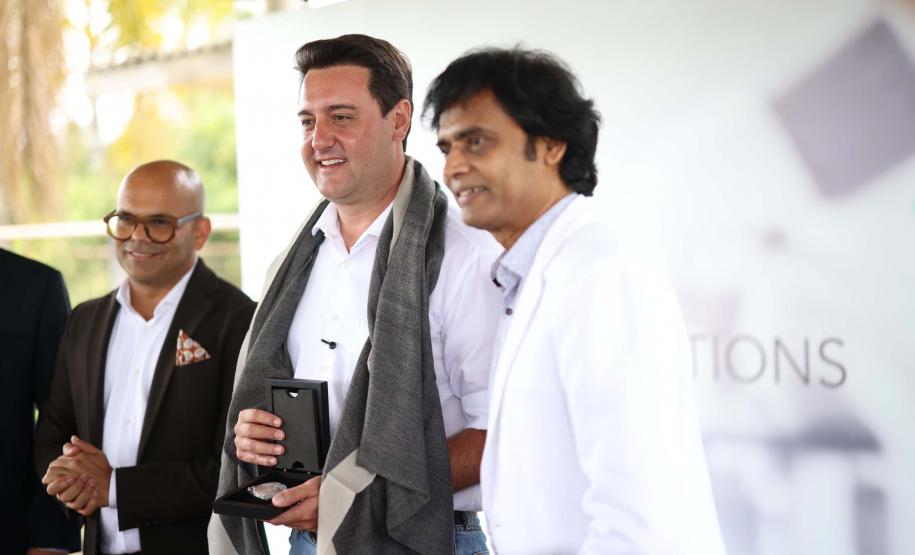 O governador Carlos Massa Ratinho Junior participou nesta sexta-feira (21), em Campina Grande do Sul, na Região Metropolitana de Curitiba, do lançamento da pedra fundamental da primeira fábrica de nanofertilizantes do Brasil.