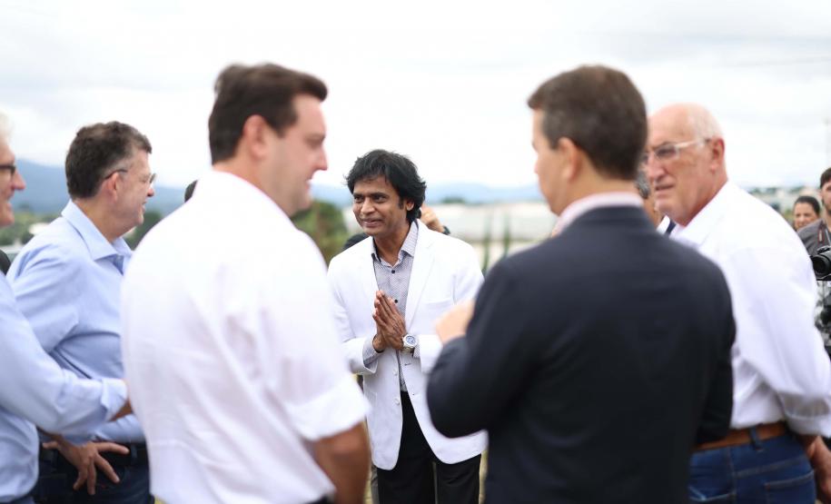 O governador Carlos Massa Ratinho Junior participou nesta sexta-feira (21), em Campina Grande do Sul, na Região Metropolitana de Curitiba, do lançamento da pedra fundamental da primeira fábrica de nanofertilizantes do Brasil.