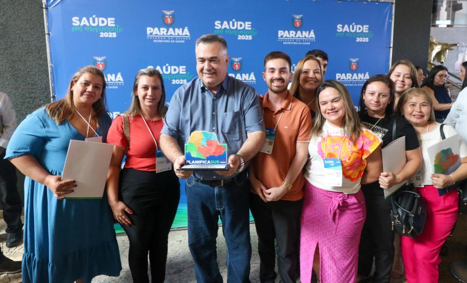 O governador Carlos Massa Ratinho Junior anunciou nesta quinta-feira (13) a liberação de R$ 1,2 bilhão para a saúde pública do Estado, durante o evento Saúde em Movimento, em Foz do Iguaçu, na região Oeste.