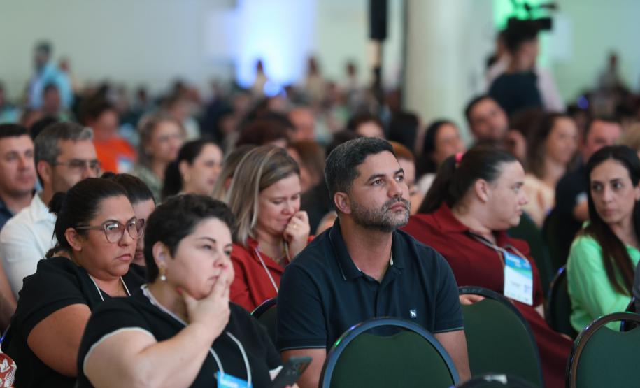 O governador Carlos Massa Ratinho Junior anunciou nesta quinta-feira (13) a liberação de R$ 1,2 bilhão para a saúde pública do Estado, durante o evento Saúde em Movimento, em Foz do Iguaçu, na região Oeste.
