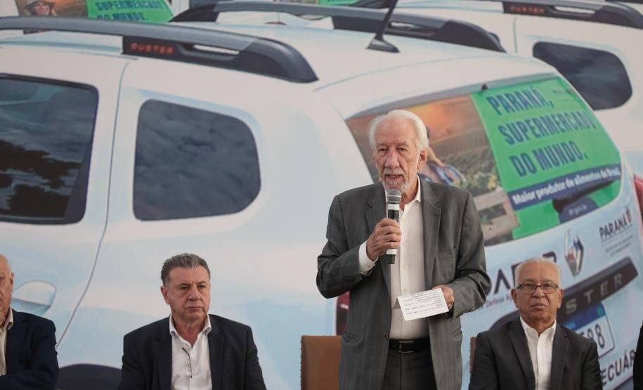 O vice-governador Darci Piana entrega nesta quarta-feira (19) 70 novos veículos modelo Renault Duster para a Agência de Defesa Agropecuária (Adapar). Foto: Geraldo Bubniak/AEN