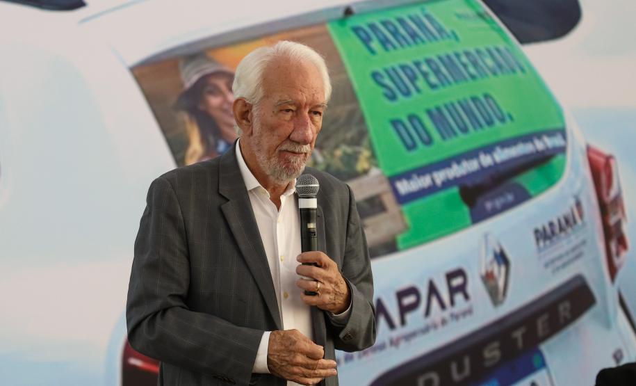 O vice-governador Darci Piana entrega nesta quarta-feira (19) 70 novos veículos modelo Renault Duster para a Agência de Defesa Agropecuária (Adapar). Foto: Geraldo Bubniak/AEN Foto: Geraldo Bubniak/AEN