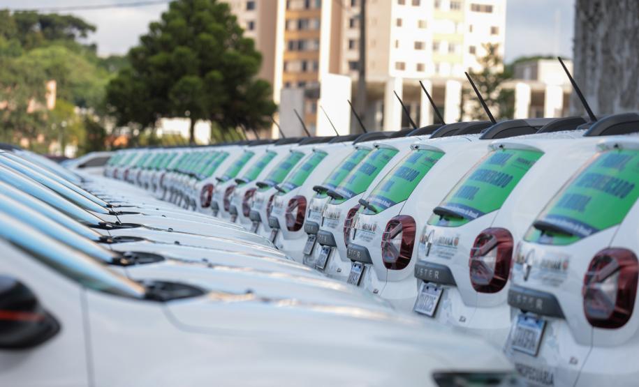 O vice-governador Darci Piana entrega nesta quarta-feira (19) 70 novos veículos modelo Renault Duster para a Agência de Defesa Agropecuária (Adapar). Foto: Geraldo Bubniak/AEN Foto: Geraldo Bubniak/AEN