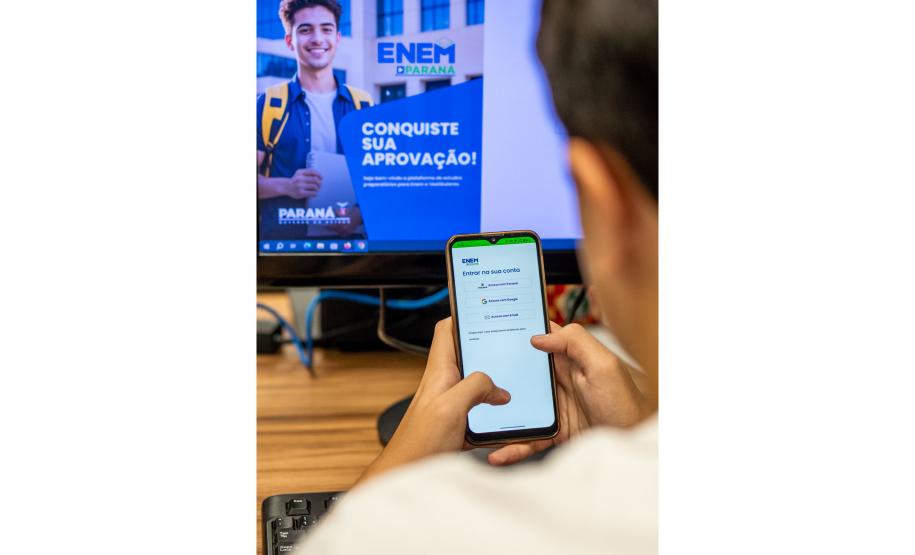 Governo lança plataforma digital Enem Paraná para incentivar ingresso no ensino superior