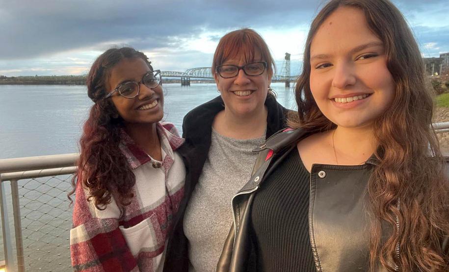 Mariane de Oliveira Antunes, de São José dos Pinhais, estudou no Canadá durante um semestre