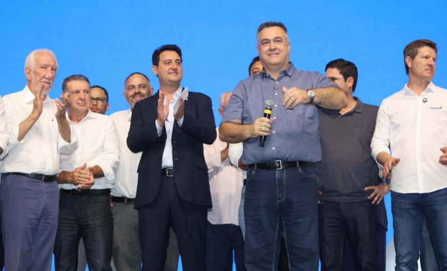 O governador Carlos Massa Ratinho Junior anunciou nesta quinta-feira (13) a liberação de R$ 1,2 bilhão para a saúde pública do Estado, durante o evento Saúde em Movimento, em Foz do Iguaçu, na região Oeste.