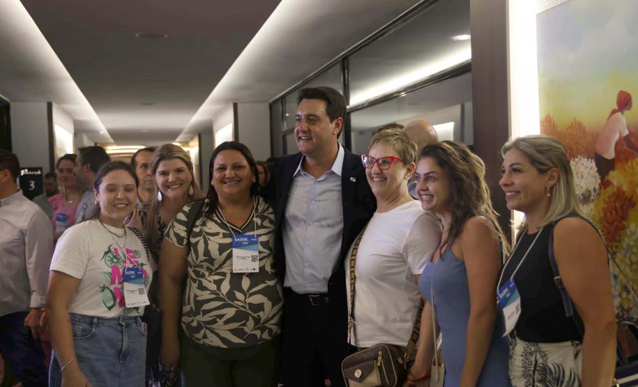 O governador Carlos Massa Ratinho Junior anunciou nesta quinta-feira (13) a liberação de R$ 1,2 bilhão para a saúde pública do Estado, durante o evento Saúde em Movimento, em Foz do Iguaçu, na região Oeste.