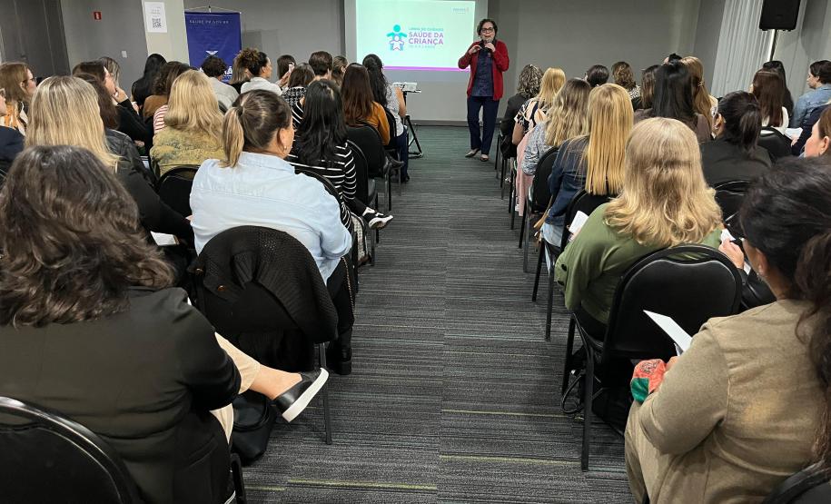 Sesa capacita profissionais para ampliar o cuidado com a infância no Paraná Foto: SESA-PR Sesa capacita profissionais para ampliar o cuidado com a infância no Paraná Foto: SESA-PR Sesa capacita profissionais para ampliar o cuidado com a infância no Paraná Foto: SESA-PR Sesa capacita profissionais para ampliar o cuidado com a infância no Paraná Foto: SESA-PR Sesa capacita profissionais para ampliar o cuidado com a infância no Paraná Foto: SESA-PR Sesa capacita profissionais para ampliar o cuidado com a infân