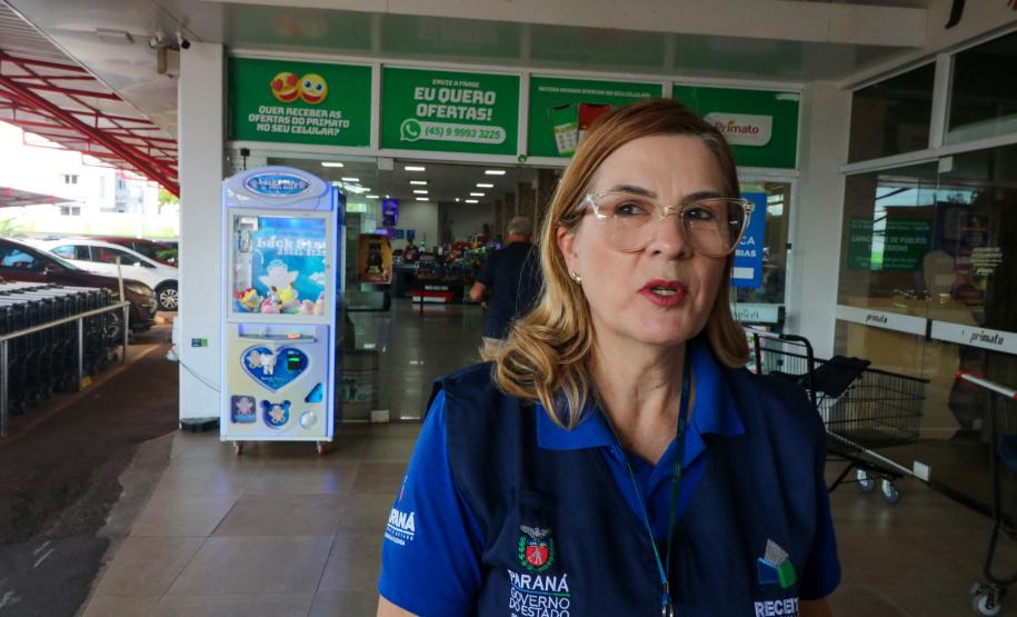 O Governo do Estado fará um pente-fino no programa Nota Paraná para combater eventuais irregulares cometidas por entidades sociais beneficiadas com a doação de notas fiscais. Marta Gambini , Auditora Fiscal da Receita do Estado do Paraná, responsável pela Nota Paraná realizada fiscalizacao na regiao oeste do estado do Parana.