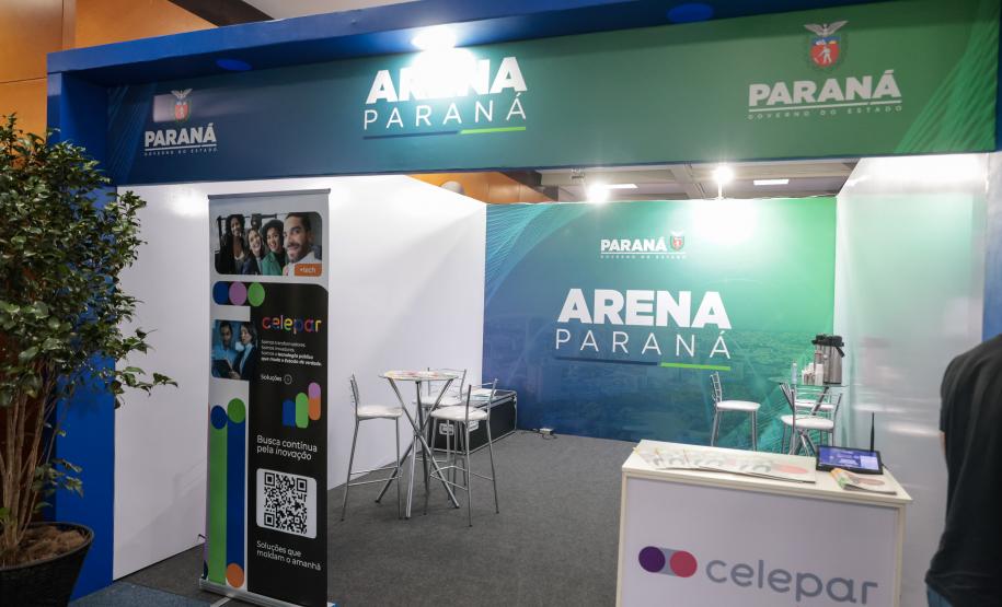 Governador destaca parceria com municípios na posse da nova diretoria da AMP Foto: Geraldo Bubniak/AEN