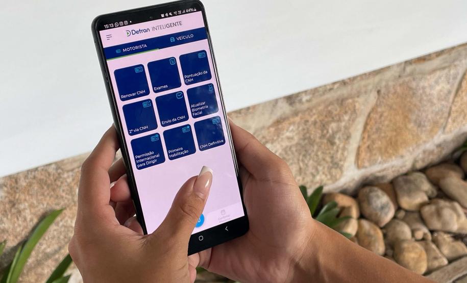 Detran-PR ultrapassa 4 mil envios de imagens na biometria facial: veja como garantir a aprovação da sua foto