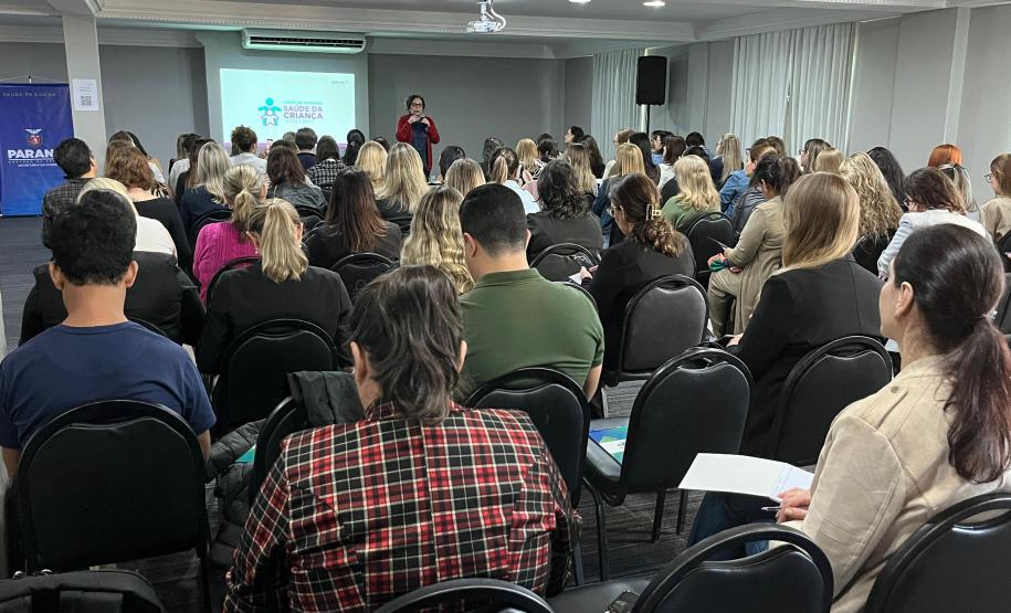 Sesa capacita profissionais para ampliar o cuidado com a infância no Paraná Foto: SESA-PR Sesa capacita profissionais para ampliar o cuidado com a infância no Paraná Foto: SESA-PR Sesa capacita profissionais para ampliar o cuidado com a infância no Paraná Foto: SESA-PR Sesa capacita profissionais para ampliar o cuidado com a infância no Paraná Foto: SESA-PR Sesa capacita profissionais para ampliar o cuidado com a infância no Paraná Foto: SESA-PR Sesa capacita profissionais para ampliar o cuidado com a infân