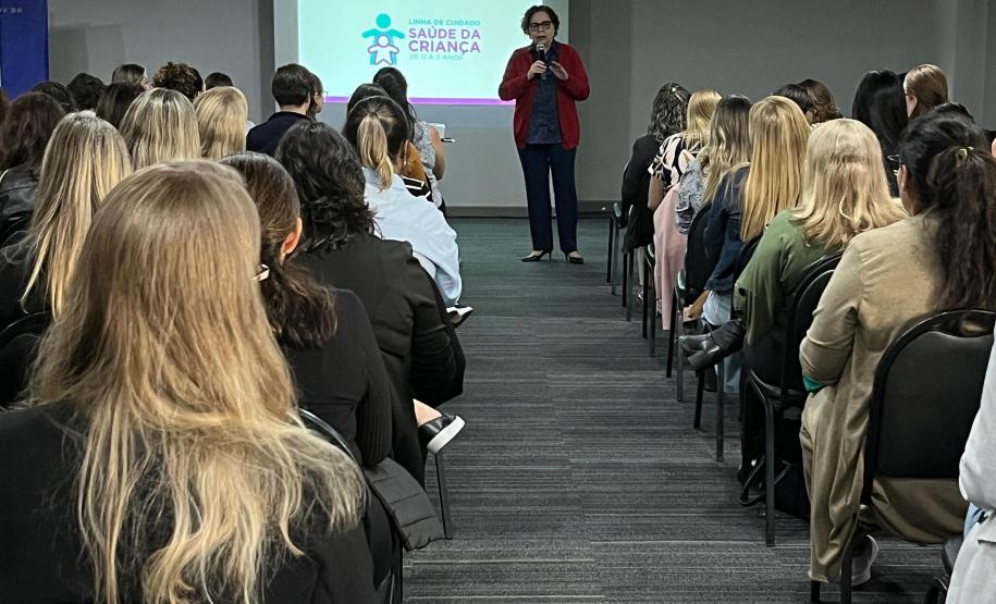 Sesa capacita profissionais para ampliar o cuidado com a infância no Paraná Foto: SESA-PR Sesa capacita profissionais para ampliar o cuidado com a infância no Paraná Foto: SESA-PR Sesa capacita profissionais para ampliar o cuidado com a infância no Paraná Foto: SESA-PR Sesa capacita profissionais para ampliar o cuidado com a infância no Paraná Foto: SESA-PR Sesa capacita profissionais para ampliar o cuidado com a infância no Paraná Foto: SESA-PR Sesa capacita profissionais para ampliar o cuidado com a infân