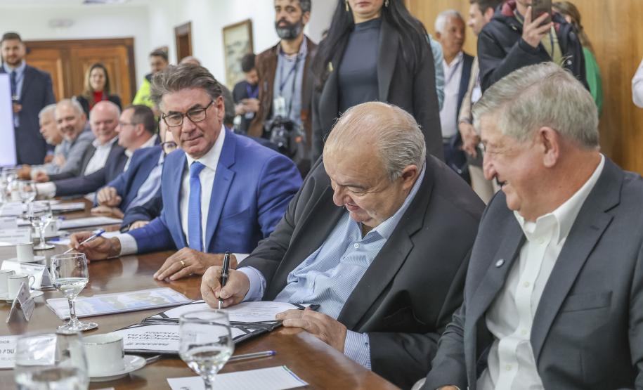 Novo marco regulatório da Ilha do Mel avança com instituição de comitê gestor Foto: Daniel Castellano