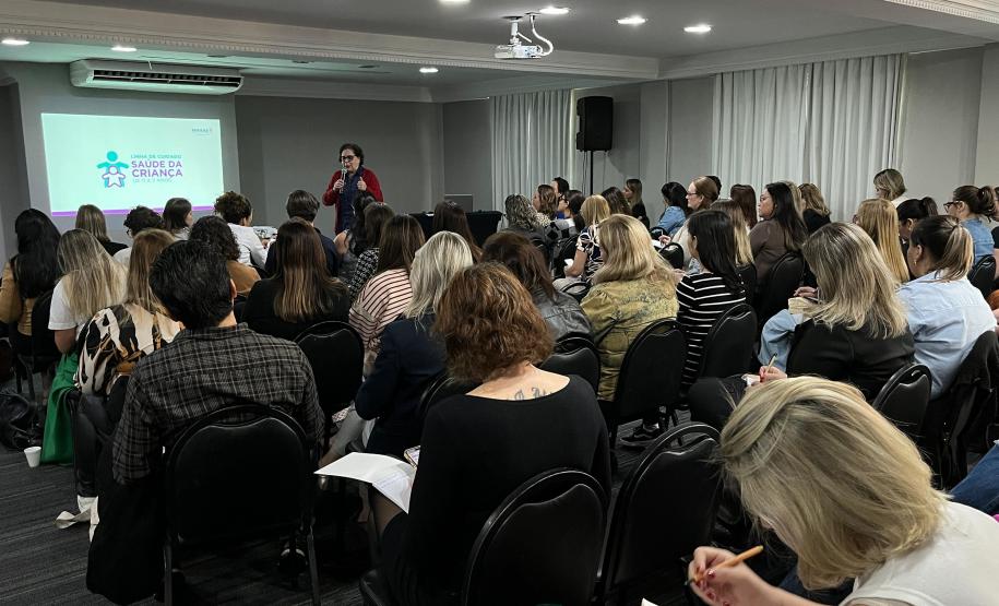 Sesa capacita profissionais para ampliar o cuidado com a infância no Paraná Foto: SESA-PR Sesa capacita profissionais para ampliar o cuidado com a infância no Paraná Foto: SESA-PR Sesa capacita profissionais para ampliar o cuidado com a infância no Paraná Foto: SESA-PR Sesa capacita profissionais para ampliar o cuidado com a infância no Paraná Foto: SESA-PR Sesa capacita profissionais para ampliar o cuidado com a infância no Paraná Foto: SESA-PR Sesa capacita profissionais para ampliar o cuidado com a infân