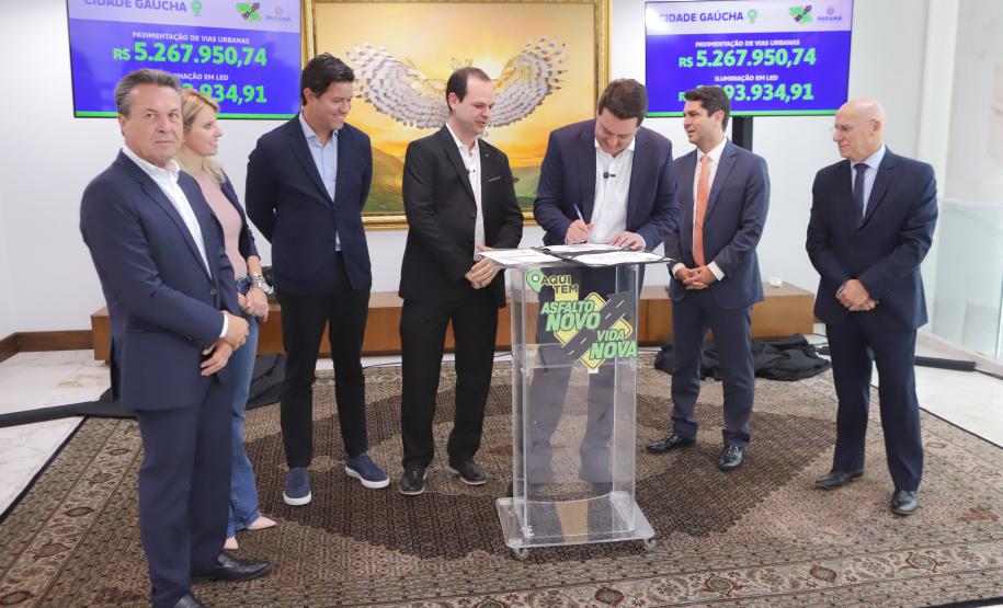 Asfalto Novo, Vida Nova: mais 8 municípios recebem recursos para pavimentação e iluminação Foto: Ari Dias/AEN