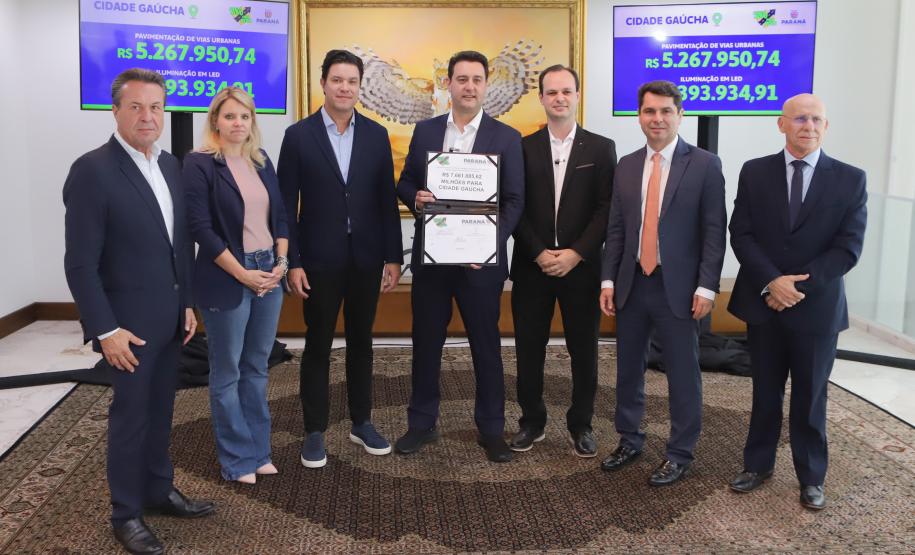 Asfalto Novo, Vida Nova: mais 8 municípios recebem recursos para pavimentação e iluminação Foto: Ari Dias/AEN