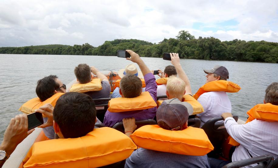 Número de carteiras assinadas em atividades turísticas cresce 6% em fevereiro no Paraná